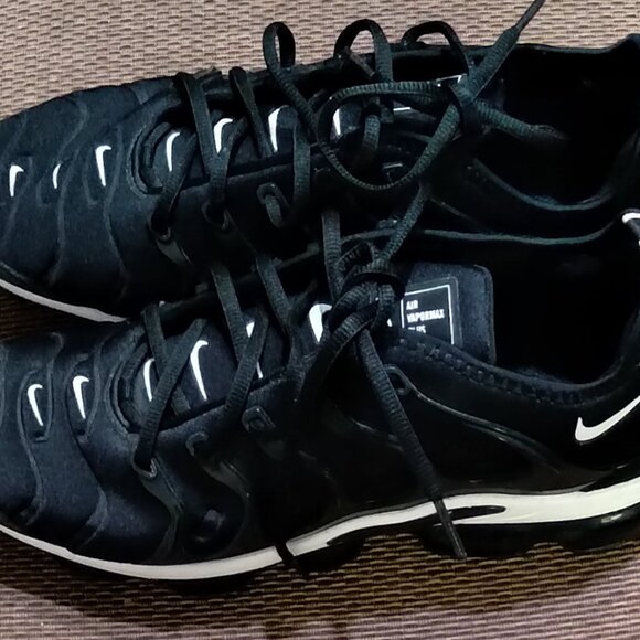 Nike AirMax VaporMax - Picture 4 of 8